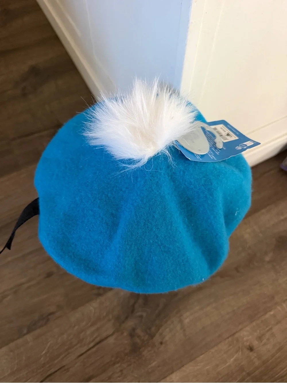 Disney Donald Duck Beret Hat 90th Anniversary Blue Disneyland Parks White New